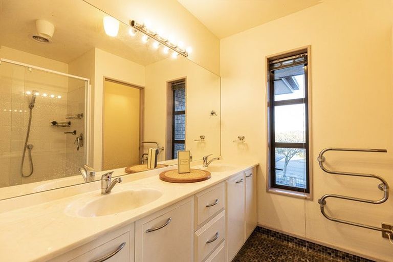 Photo of property in 86 Muir Avenue, Halswell, Christchurch, 8025