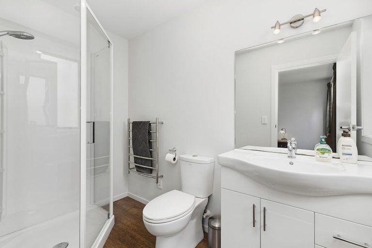 Photo of property in 3 Kaweka Close, Aotea, Porirua, 5024