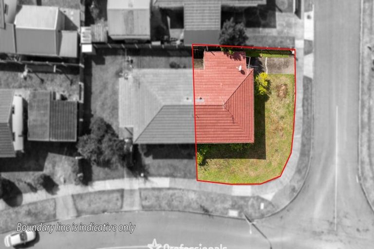 Photo of property in 1/102 Pasadena Crescent, Totara Park, Upper Hutt, 5018