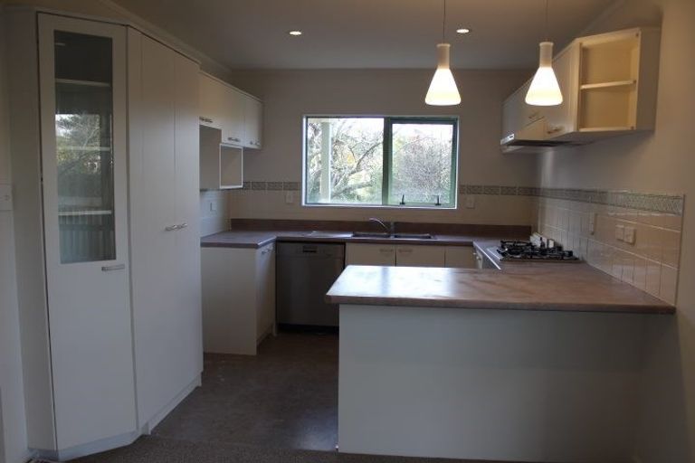 Photo of property in 1/34 Sorrel Crescent, Bucklands Beach, Auckland, 2012
