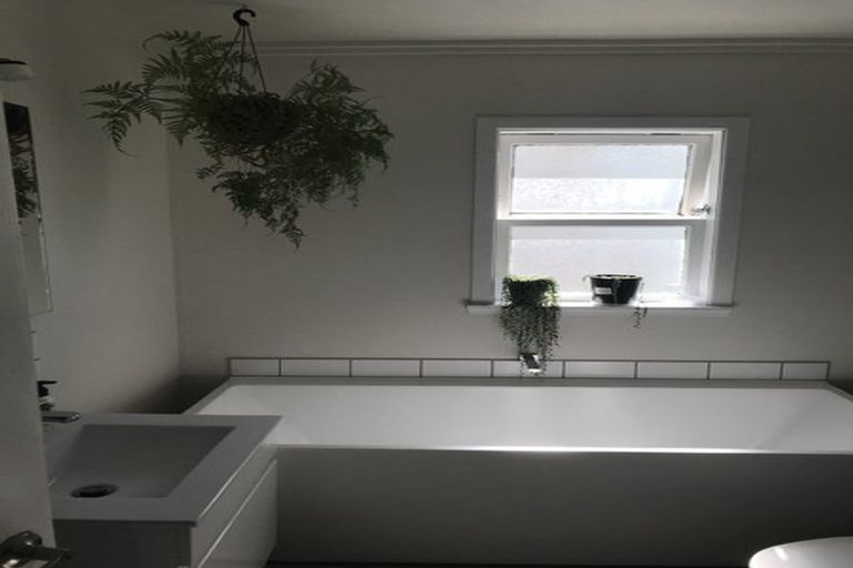 Photo of property in 12 Krull Street, Vogeltown, Wellington, 6021