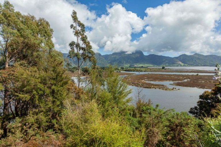 Photo of property in 40 Ruataniwha Drive, Collingwood, 7073