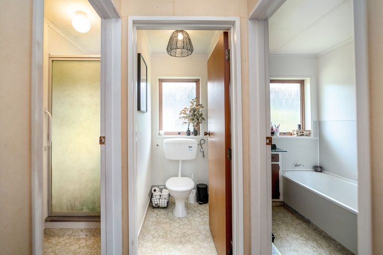 Photo of property in 1008 Cowper Road, Dannevirke, 4976