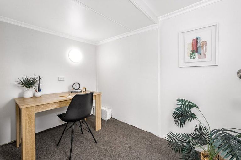 Photo of property in 36 Tavistock Road, Melrose, Wellington, 6023