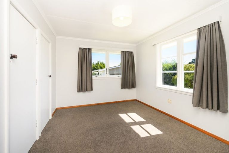 Photo of property in 20 Moheke Avenue, Roslyn, Palmerston North, 4414