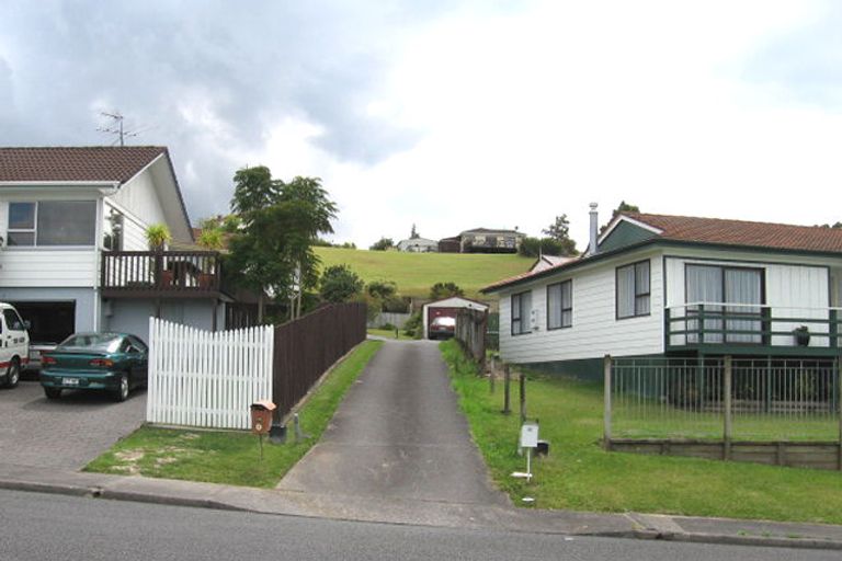 Photo of property in 58 West Harbour Drive, West Harbour, Auckland, 0618