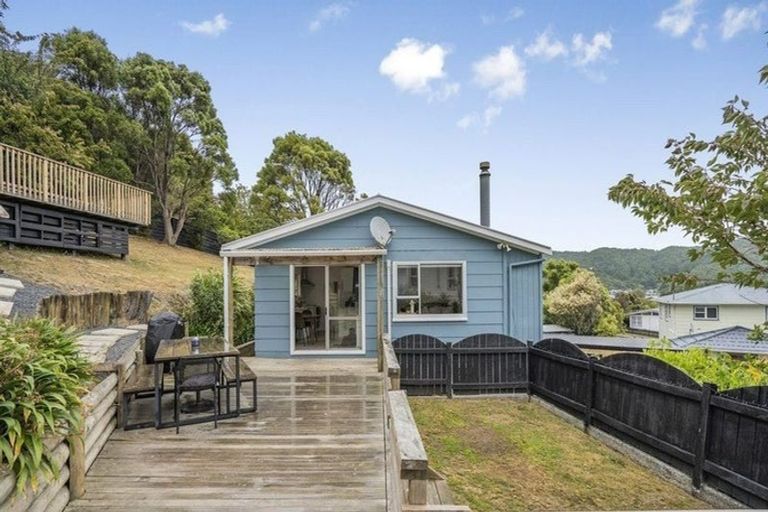 Photo of property in 11 Matariki Grove, Wainuiomata, Lower Hutt, 5014