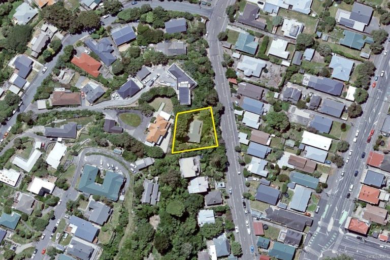 Photo of property in 156 Derwent Street, Island Bay, Wellington, 6023