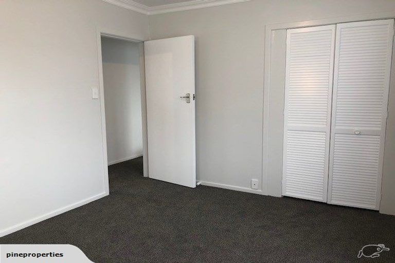 Photo of property in 36 Bledisloe Street, Levin, 5510