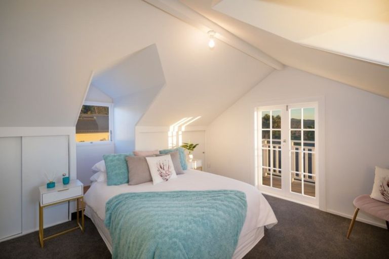 Photo of property in 148 Dyers Pass Road, Cashmere, Christchurch, 8022