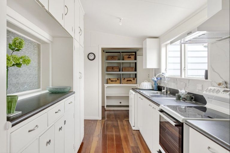 Photo of property in 42 Moore Street, Leamington, Cambridge, 3432