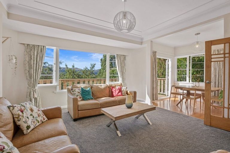 Photo of property in 17 Wyndrum Avenue, Waterloo, Lower Hutt, 5011