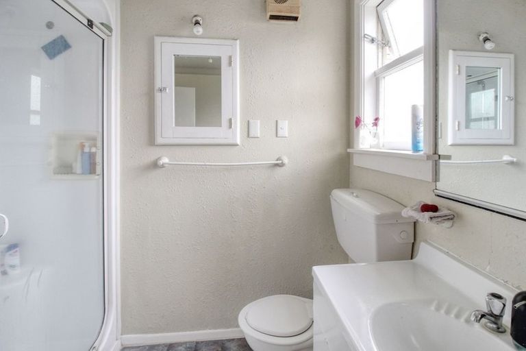 Photo of property in 1022 Tremaine Avenue, Roslyn, Palmerston North, 4414