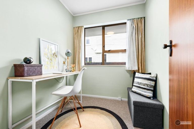 Photo of property in 19a Totara Crescent, Woburn, Lower Hutt, 5010