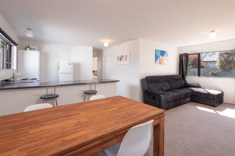 Photo of property in 1/50 Nottingham Avenue, Halswell, Christchurch, 8025