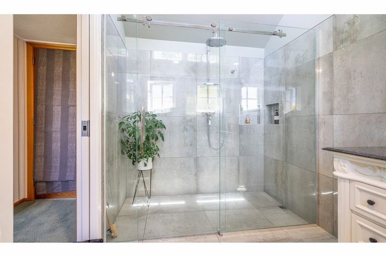 Photo of property in 15 Bodkin Road, Bridge Hill, Alexandra, 9320