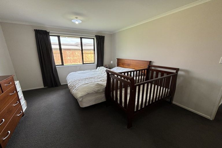 Photo of property in 64 Branigan Parade, Kelvin Grove, Palmerston North, 4414