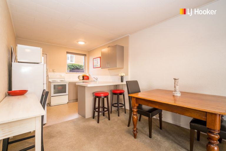 Photo of property in 7d Lawrence Street, Mornington, Dunedin, 9011