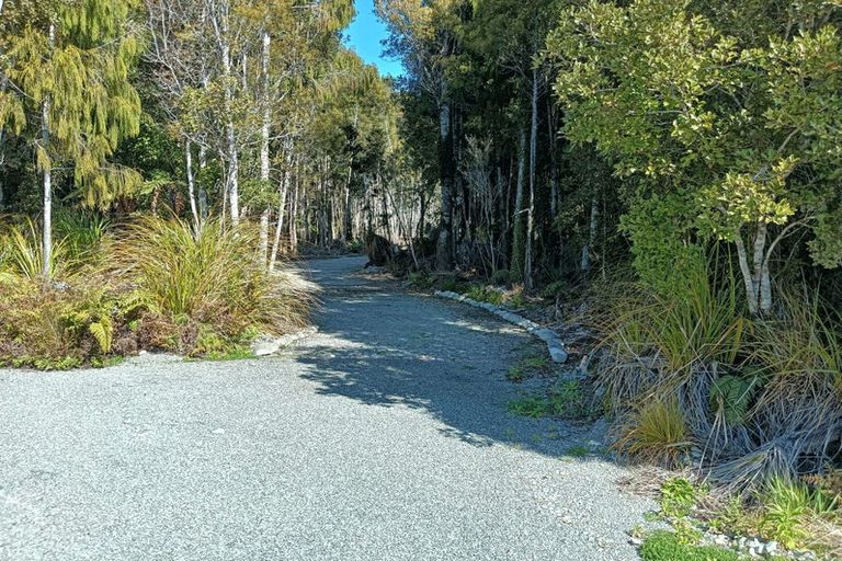 Photo of property in 5 Sadler Place, Kumara Junction, 7882