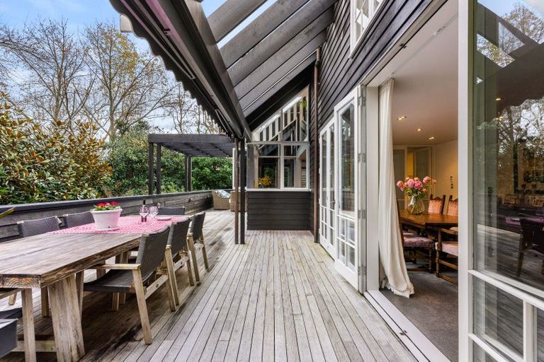 Photo of property in 66 Victoria Avenue, Remuera, Auckland, 1050