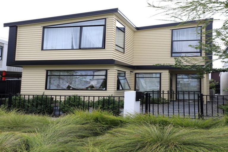 Photo of property in 48 Battalion Drive, Papakura, 2110