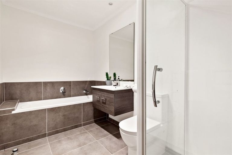 Photo of property in 67 Buckley Avenue, Hobsonville, Auckland, 0616