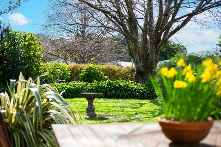 Photo of property in 20 Kohekohe Road, Waikanae, 5036