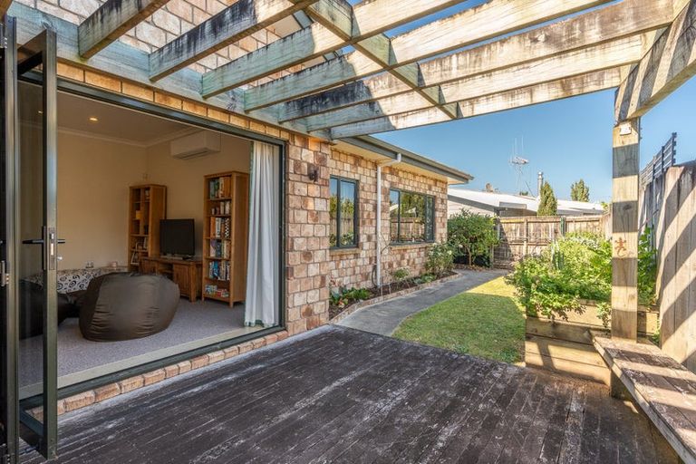 Photo of property in 16 Gordon Street, Hillcrest, Hamilton, 3216