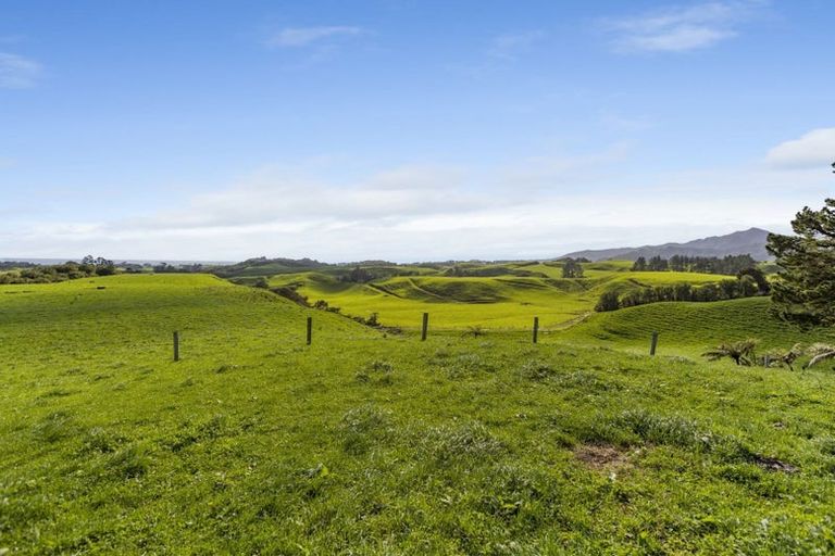 Photo of property in 319 Dover Road, Okato, 4374