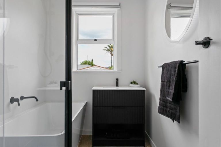 Photo of property in 1 Steed Avenue, Te Hapara, Gisborne, 4010