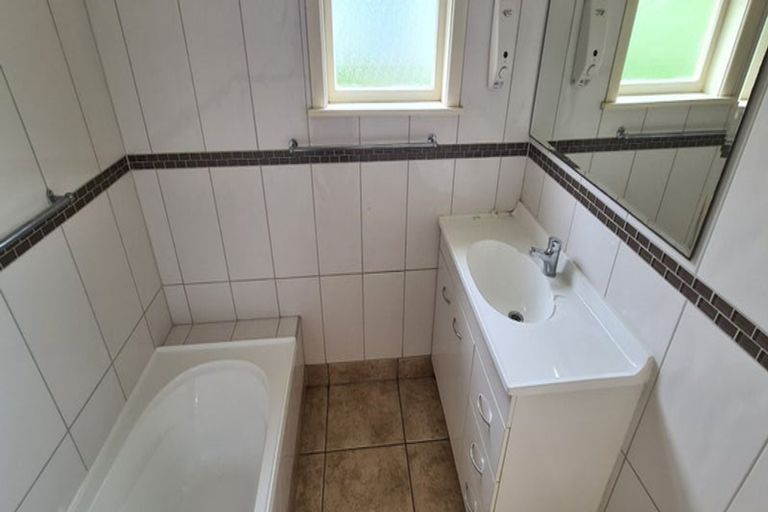 Photo of property in 87 Old Onerahi Road, Onerahi, Whangarei, 0110