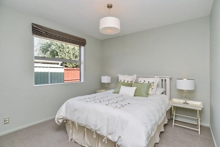 Photo of property in 14 Bancroft Place, Parklands, Christchurch, 8083