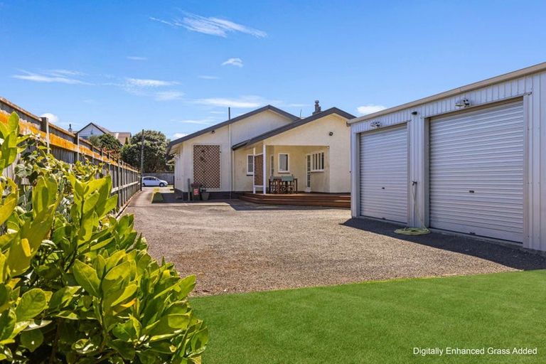 Photo of property in 75 Gonville Avenue, Gonville, Whanganui, 4501