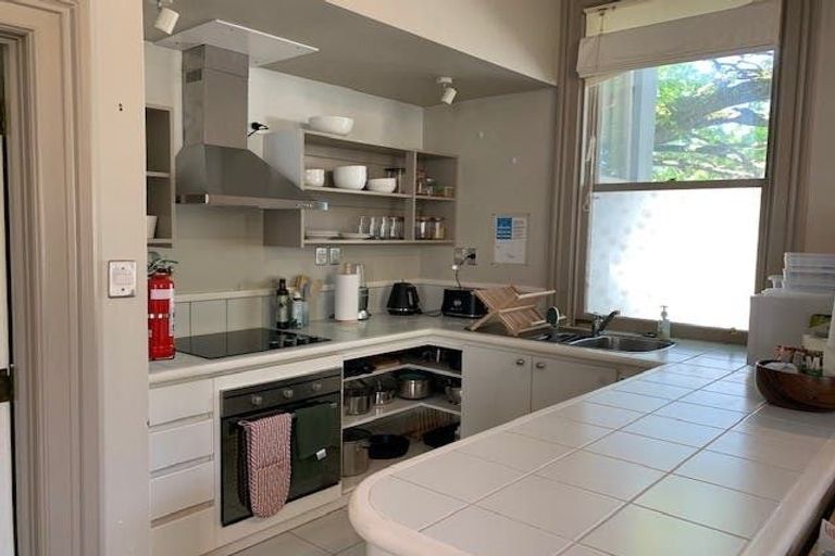 Photo of property in 248 The Terrace, Wellington Central, Wellington, 6011