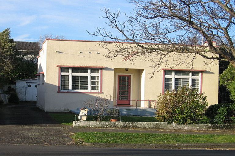 Photo of property in 307 Ruahine Street, Terrace End, Palmerston North, 4410