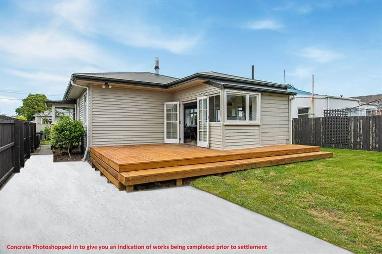 Photo of property in 1 Leitch Street, Somerfield, Christchurch, 8024