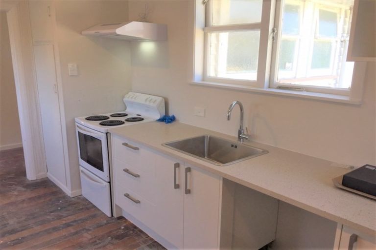 Photo of property in 43 Miranda Street, Avondale, Auckland, 0600