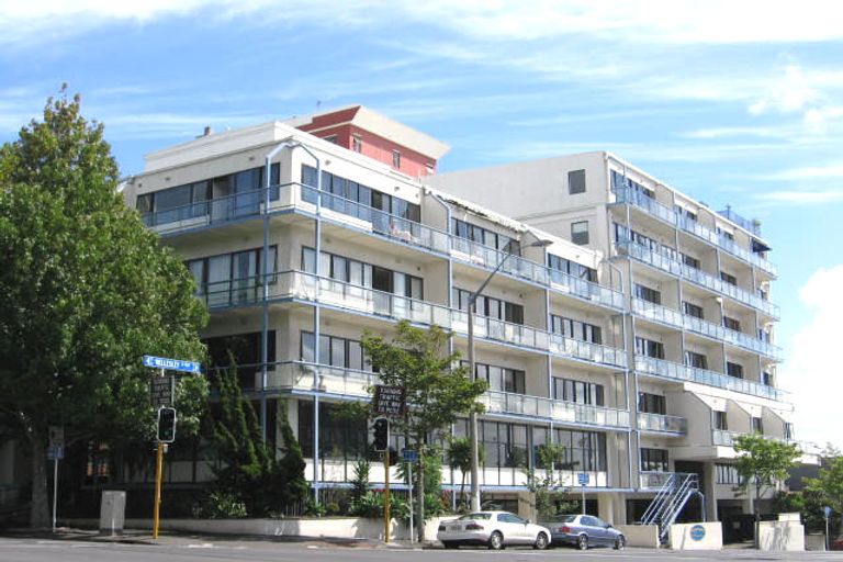 Photo of property in Kingsbridge Apartments, 1o/72 Wellesley Street West, Auckland Central, Auckland, 1010