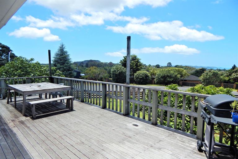 Photo of property in 45 Riverview Road, Kerikeri, 0230
