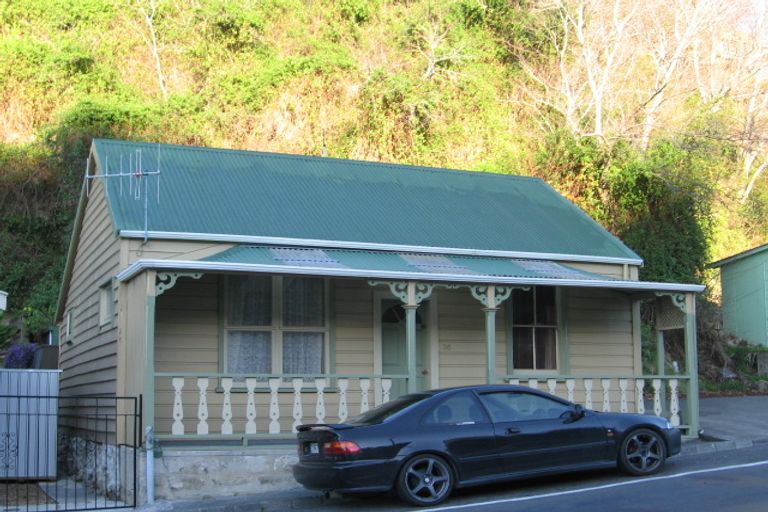 Photo of property in 36 Shakespeare Road, Bluff Hill, Napier, 4110