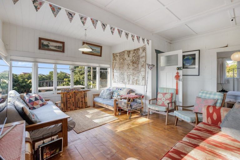 Photo of property in 10 Church Road, Maketu, Paengaroa, 3189