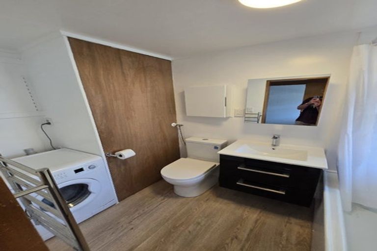 Photo of property in Melksham Towers, 602/131 Brougham Street, Mount Victoria, Wellington, 6011