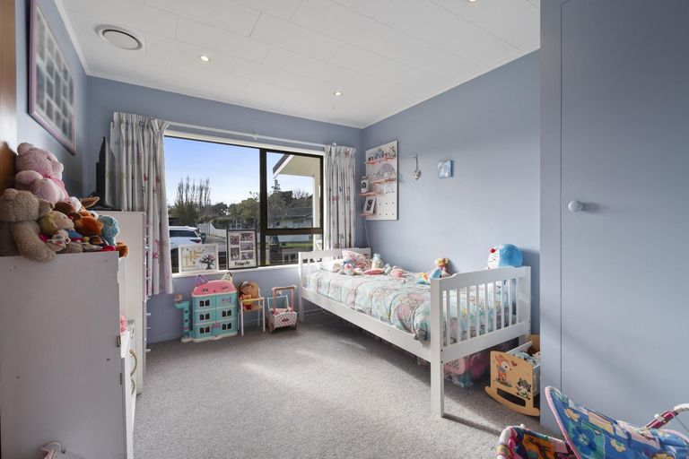 Photo of property in 23 Ferndale Place, Feilding, 4702