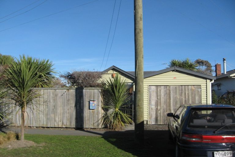 Photo of property in 12 Howe Street, New Brighton, Christchurch, 8083