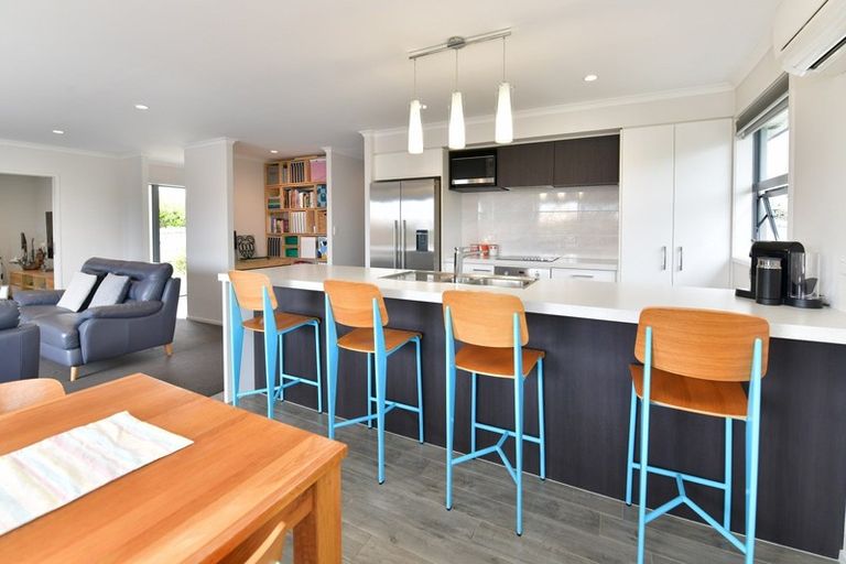 Photo of property in 119 Alec Craig Way, Gulf Harbour, Whangaparaoa, 0930