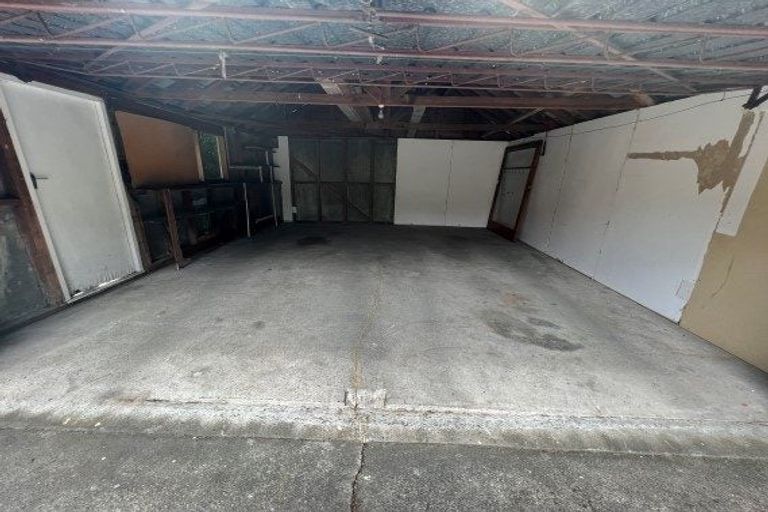 Photo of property in 27 Maidstone Road, Ilam, Christchurch, 8041