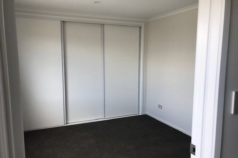 Photo of property in 11 Mapou Road, Hobsonville, Auckland, 0616