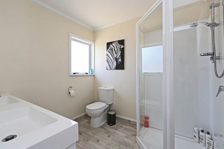 Photo of property in 20 Cortes Crescent, Flaxmere, Hastings, 4120