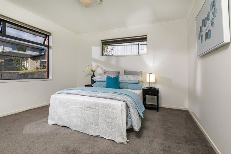 Photo of property in 4 Clapton Place, Henderson, Auckland, 0612