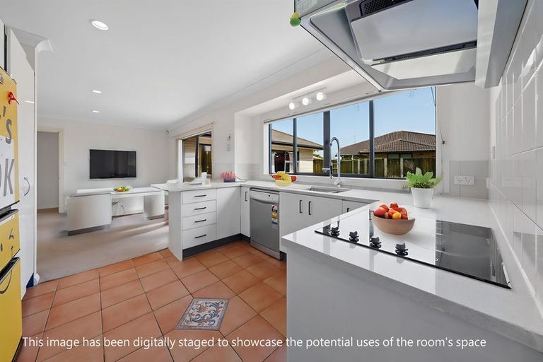 Photo of property in 20 Gransna Lane, East Tamaki, Auckland, 2013